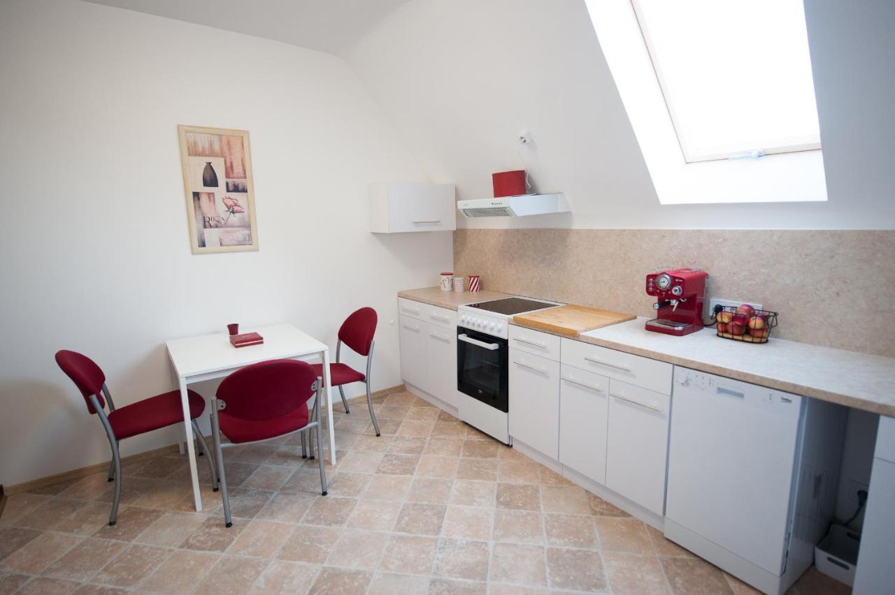 דירות Vilnius Old Town, 3 Bdr Penthouse, 100 M2 With Terrace מראה חיצוני תמונה