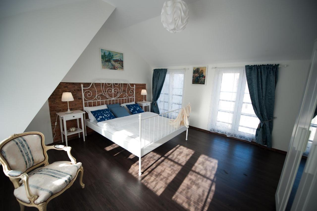 דירות Vilnius Old Town, 3 Bdr Penthouse, 100 M2 With Terrace מראה חיצוני תמונה