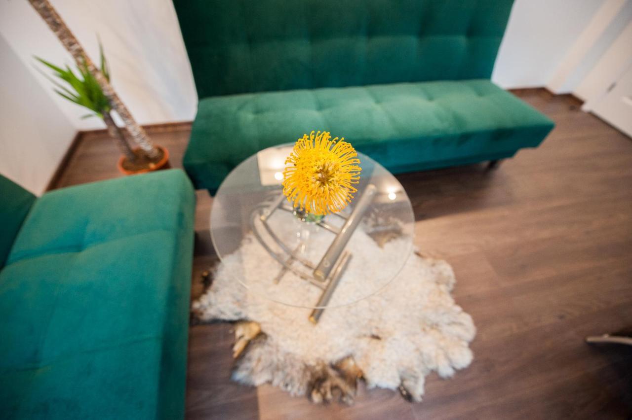 דירות Vilnius Old Town, 3 Bdr Penthouse, 100 M2 With Terrace מראה חיצוני תמונה