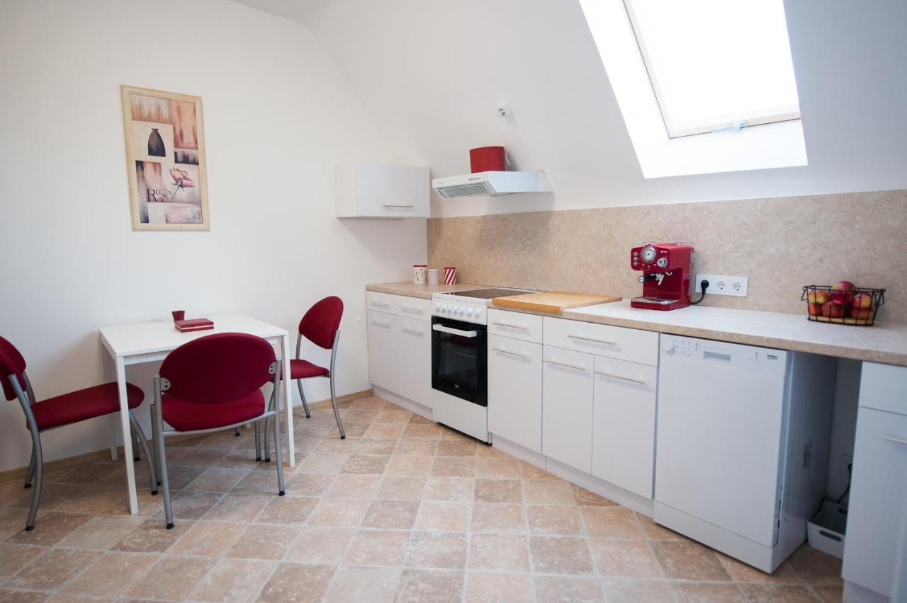 דירות Vilnius Old Town, 3 Bdr Penthouse, 100 M2 With Terrace מראה חיצוני תמונה
