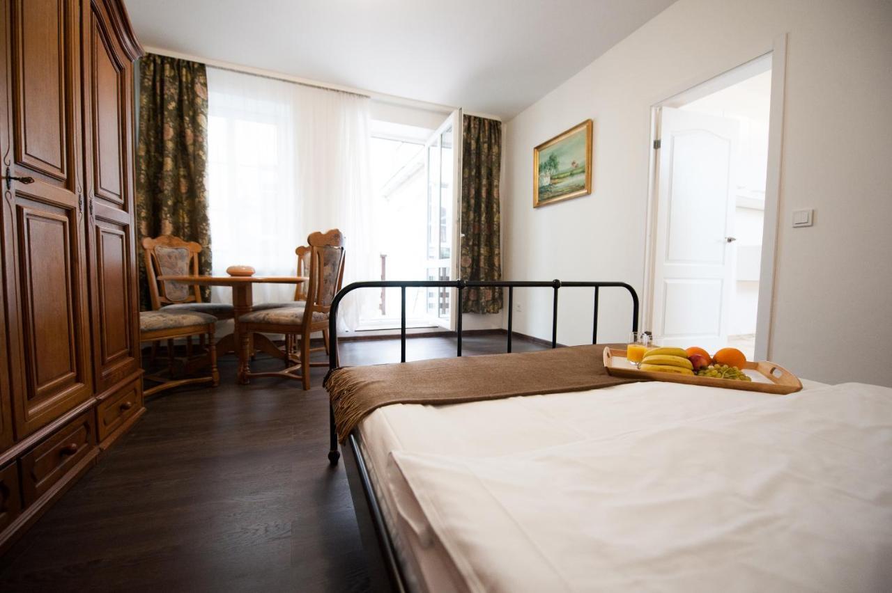 דירות Vilnius Old Town, 3 Bdr Penthouse, 100 M2 With Terrace מראה חיצוני תמונה