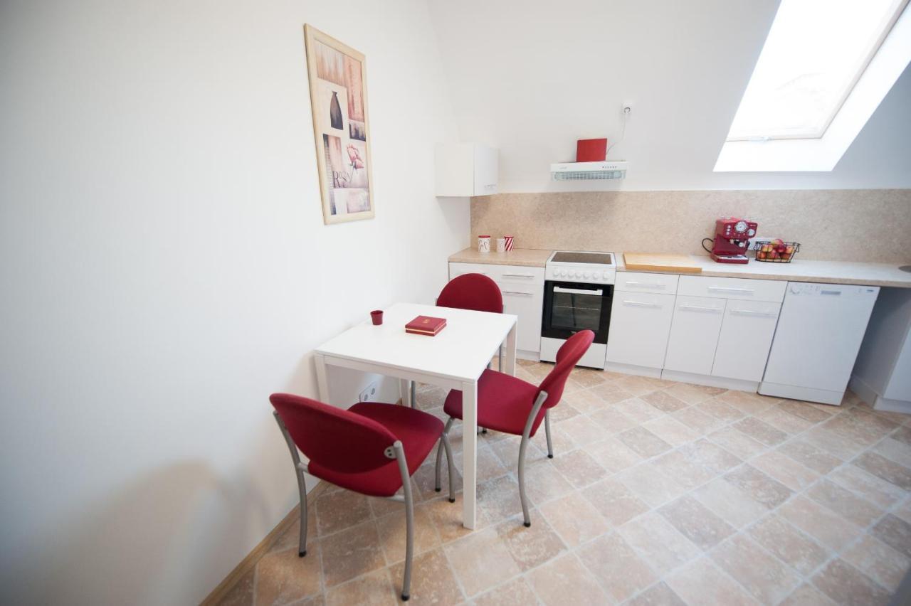 דירות Vilnius Old Town, 3 Bdr Penthouse, 100 M2 With Terrace מראה חיצוני תמונה
