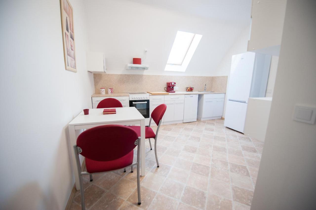 דירות Vilnius Old Town, 3 Bdr Penthouse, 100 M2 With Terrace מראה חיצוני תמונה